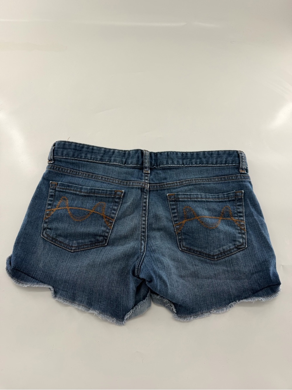 Mossimo Supply Co 2000’s Y2K Shorts Women’s SZ 6 Target Low Rise - Picture 3 of 4